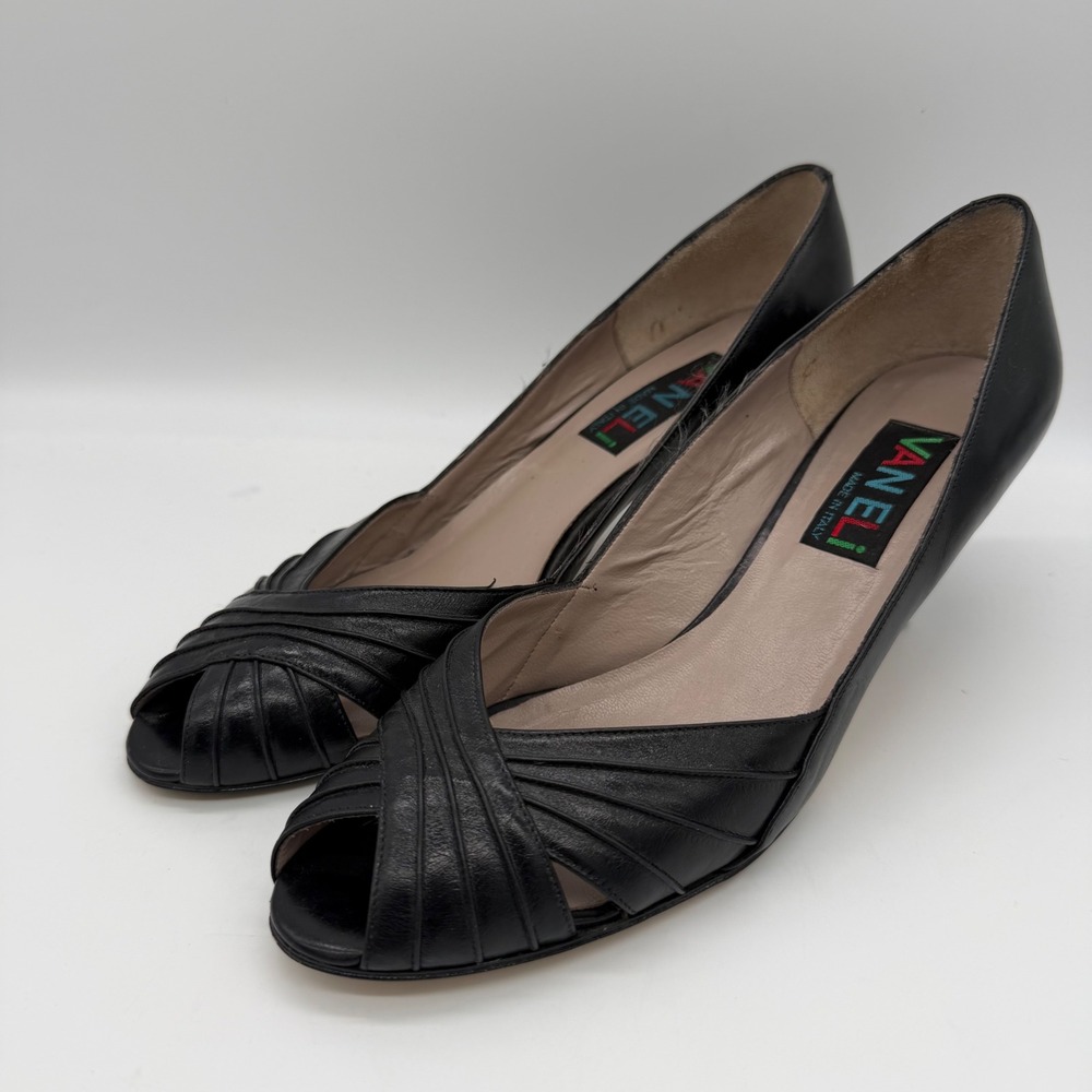 Vaneli Vintage Black Leather Peep Toe Heels 8.5 N Made in Italy